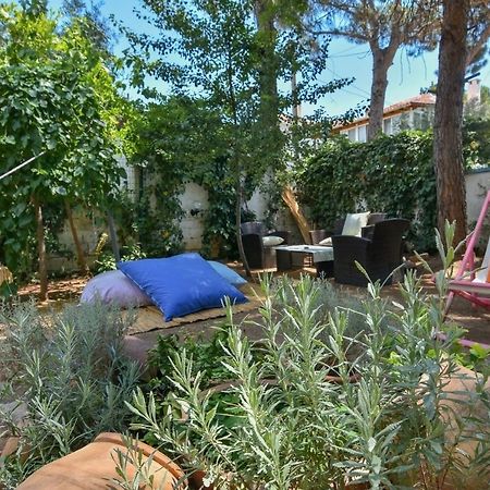 Mavi Pension Ayvalik Exterior foto
