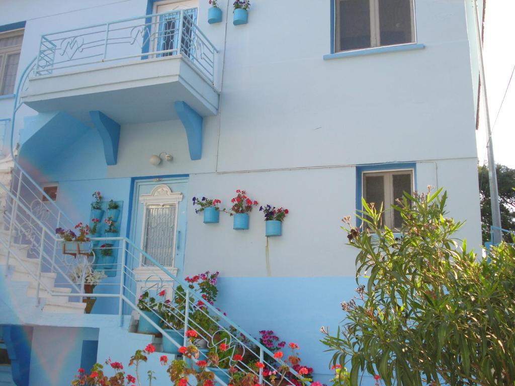 Mavi Pension Ayvalik Exterior foto
